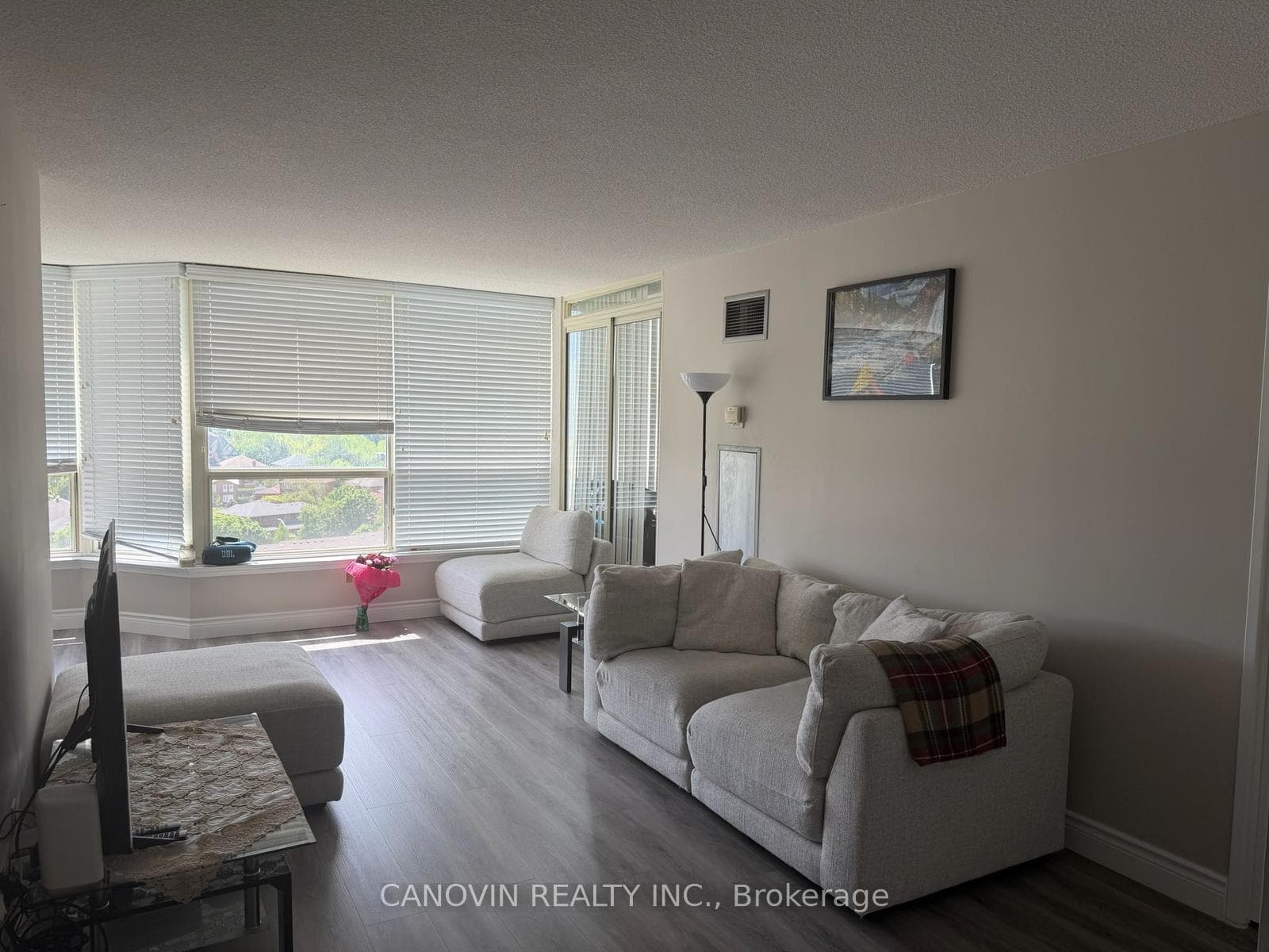 55 Elm Drive Unit 1401 photo 1