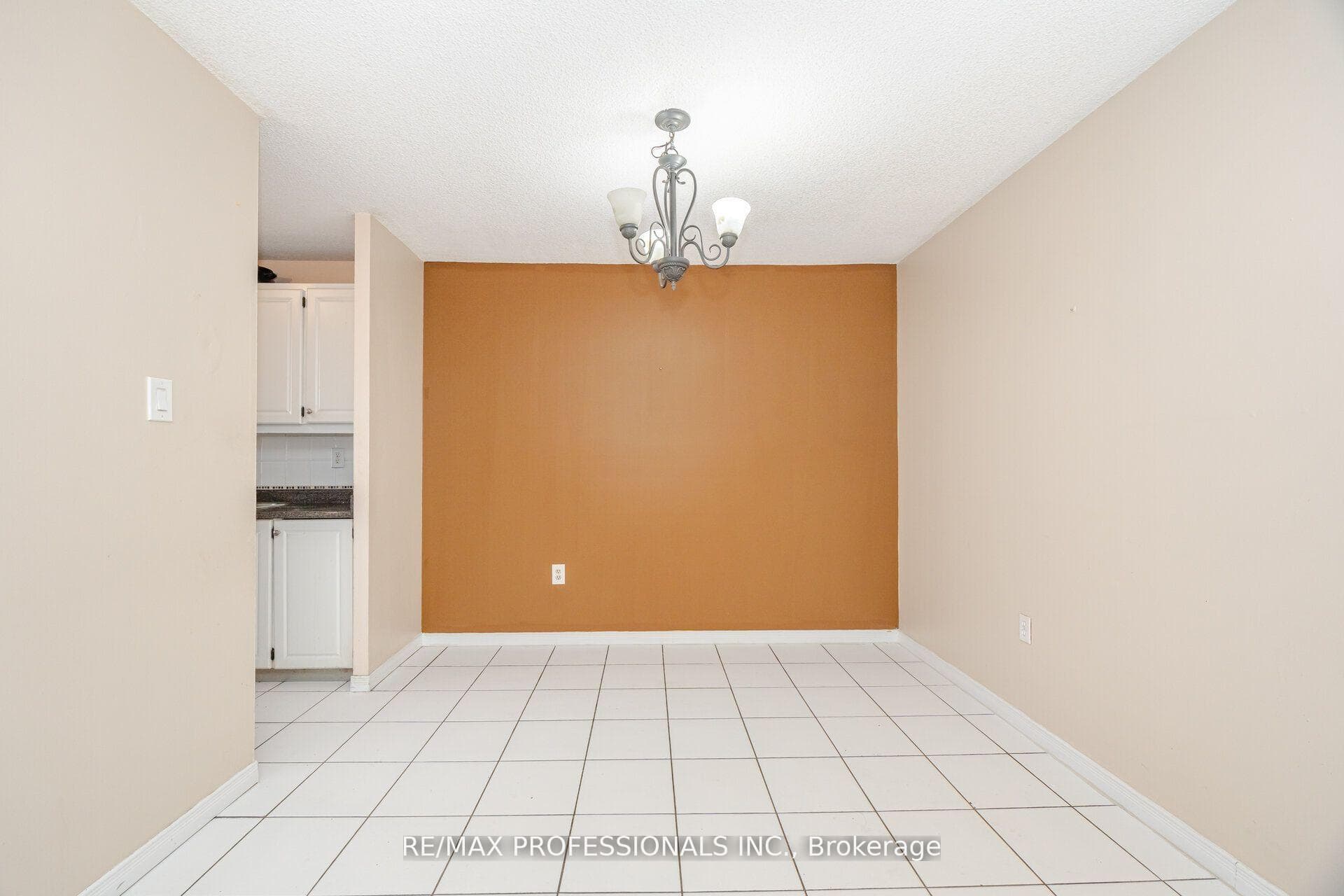 4 Kings Cross Road Unit 1109 photo 12