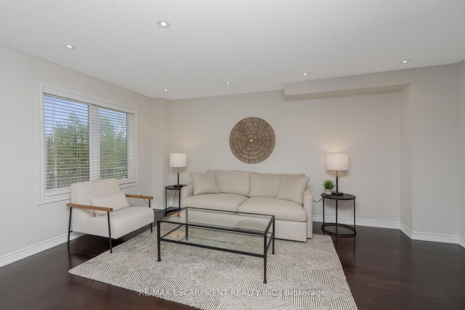 29 Murdoch Drive photo 9