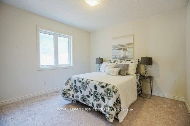 2524 Bandsman Crescent Unit Main photo 23
