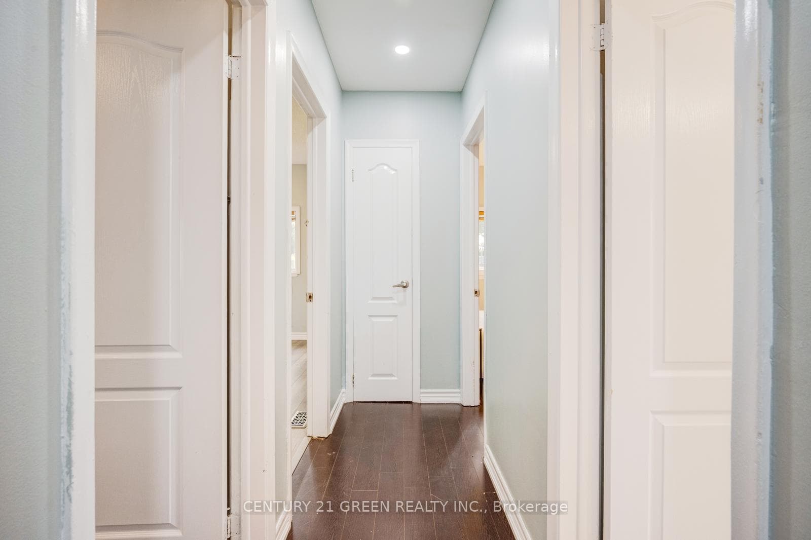 11 Burgby Avenue photo 27