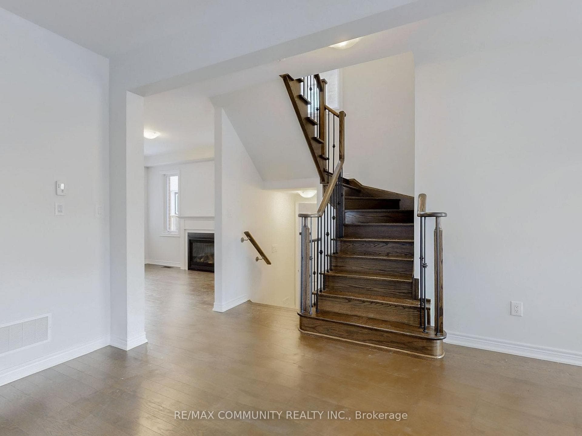 168 Webb Street photo 8