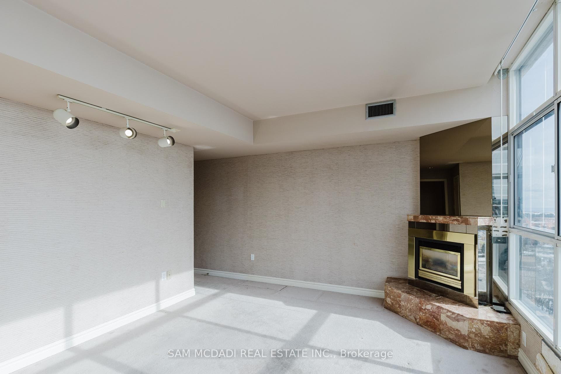 1271 Walden Circle Unit PH301 photo 33