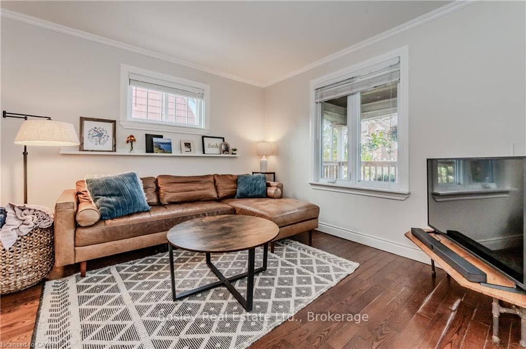 291 Guelph Street photo 6