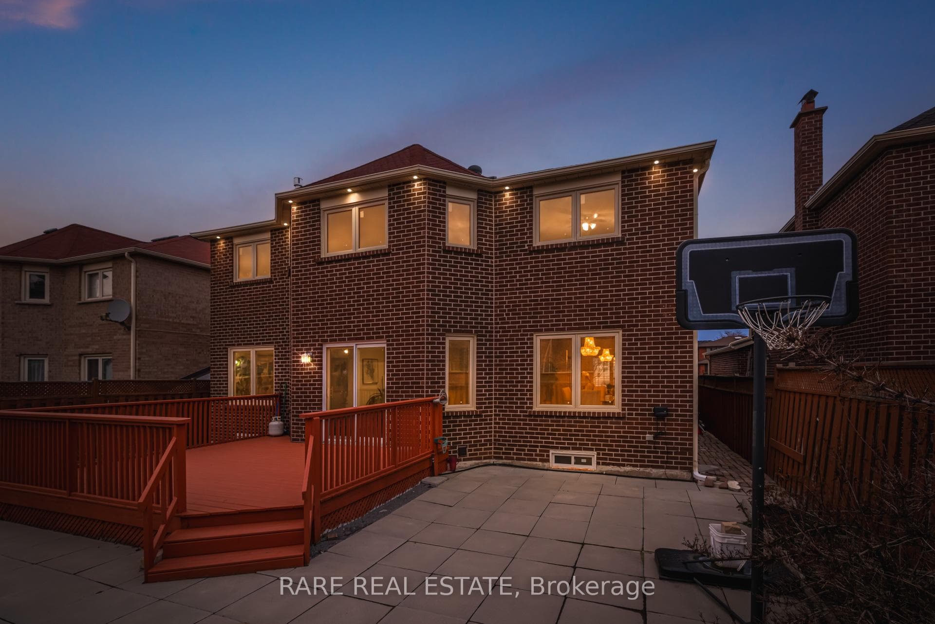 552 Morrish Road photo 35