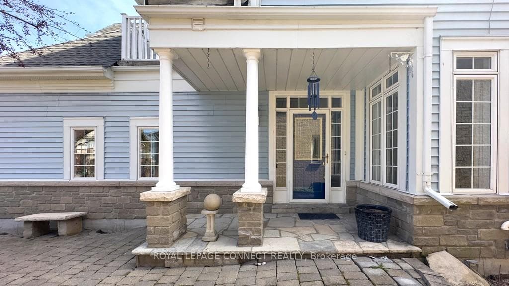 36 Rockport Drive photo 3