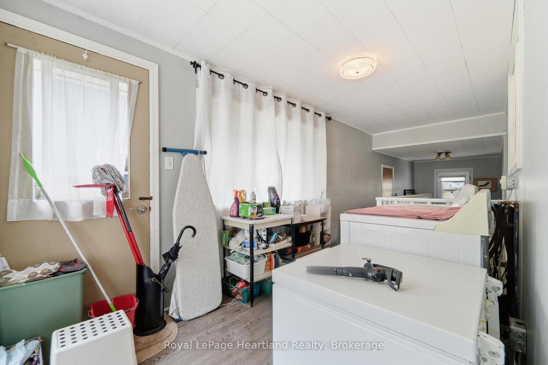 175 BROCK Street photo 17