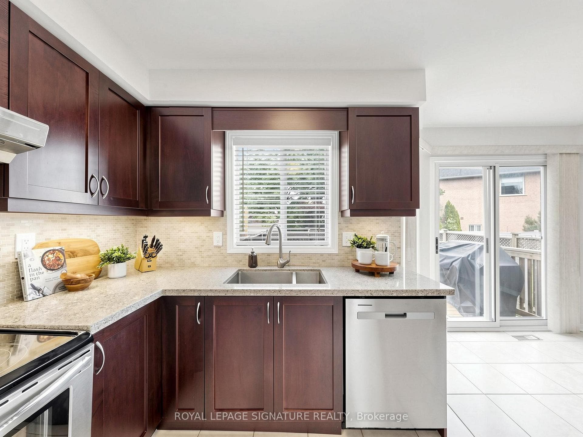 78 Rideau Drive photo 12