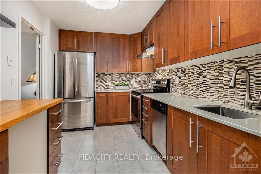 1505 BASELINE Road Unit 315 photo 4