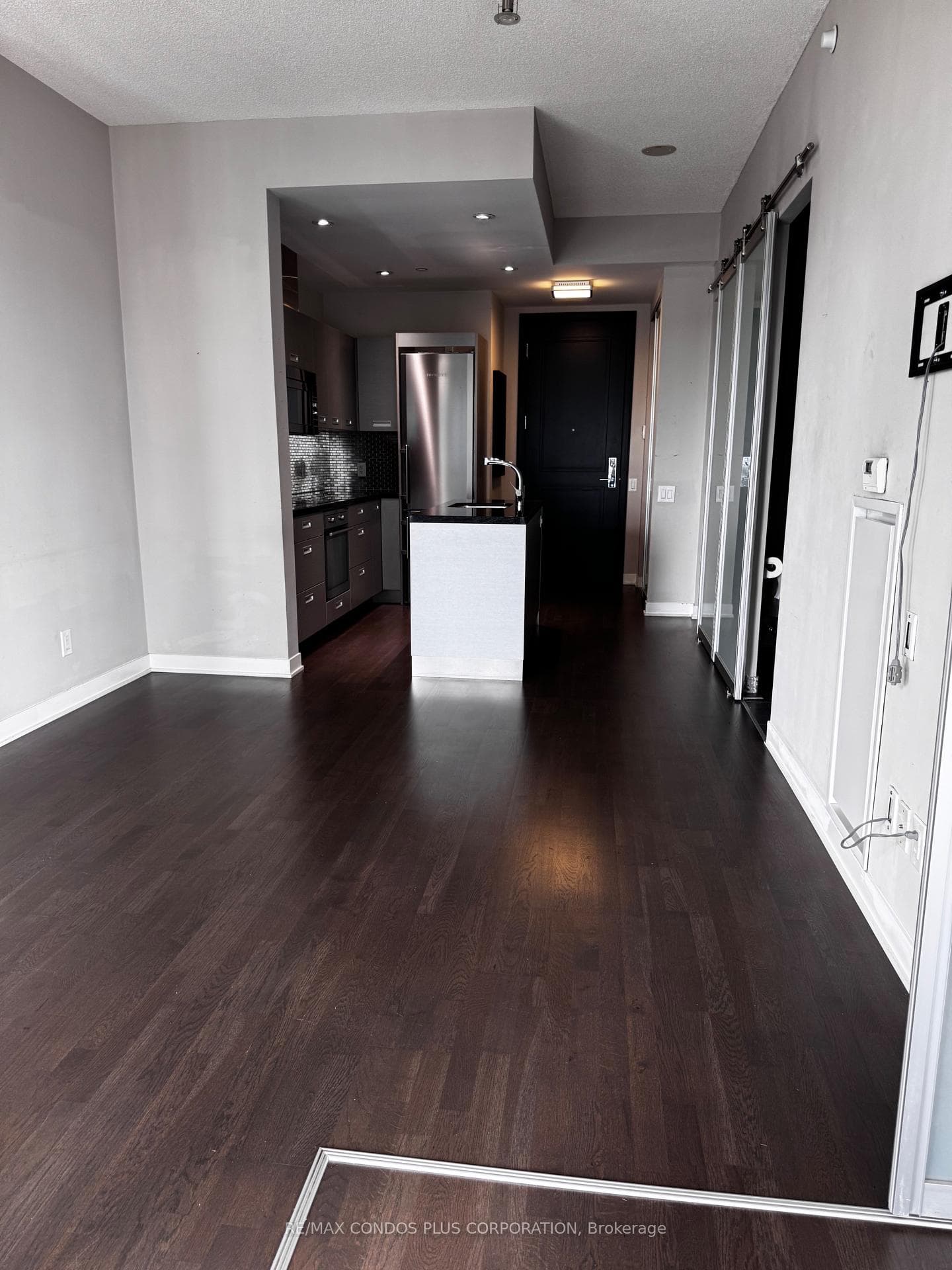 90 Park Lawn Road Unit 903 photo 4