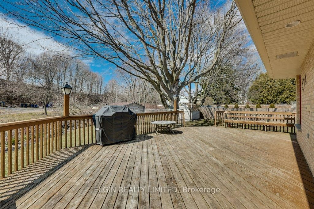 324 Carlow Road photo 37