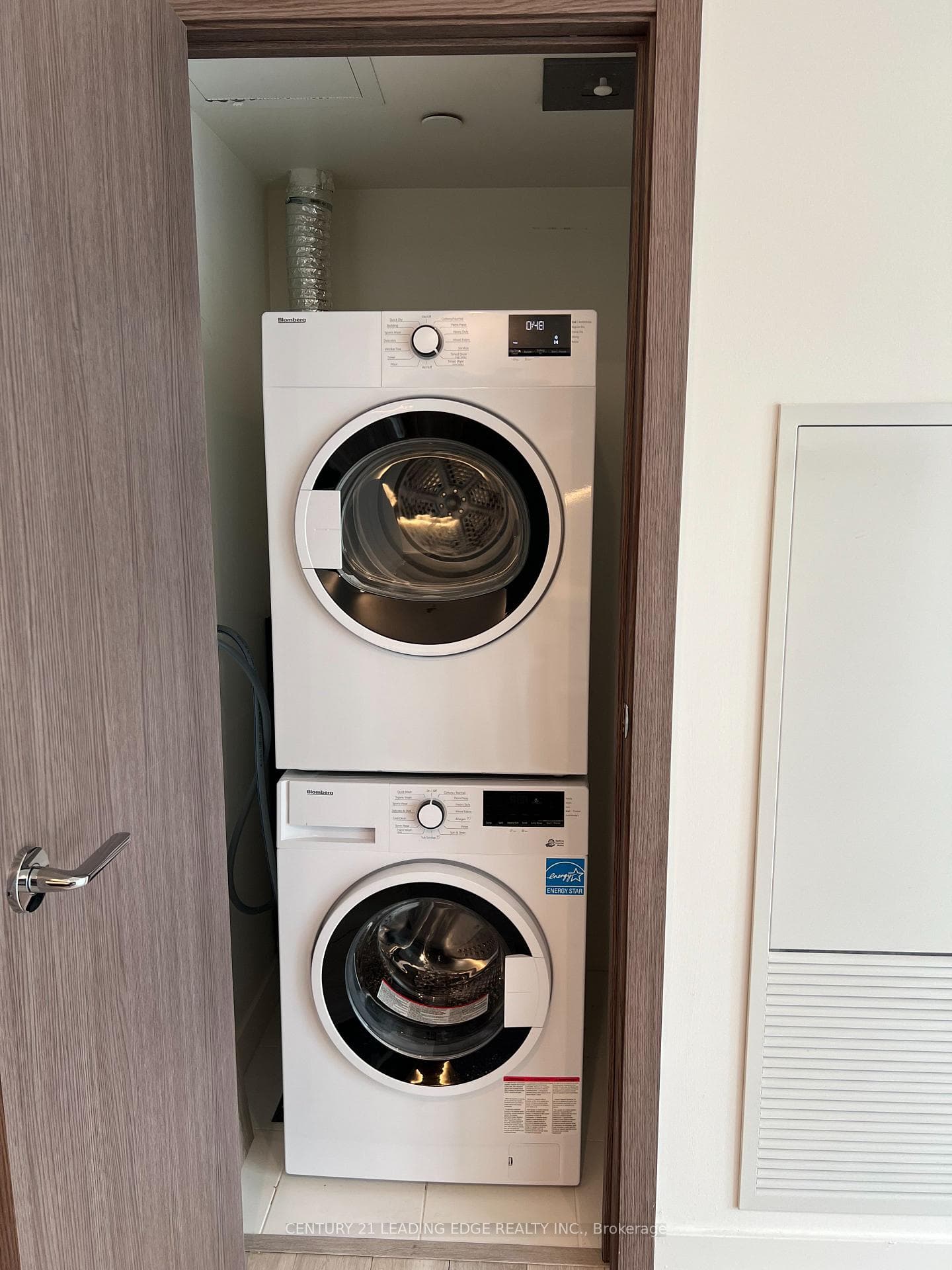 17 Bathurst Street Unit 3007 photo 12