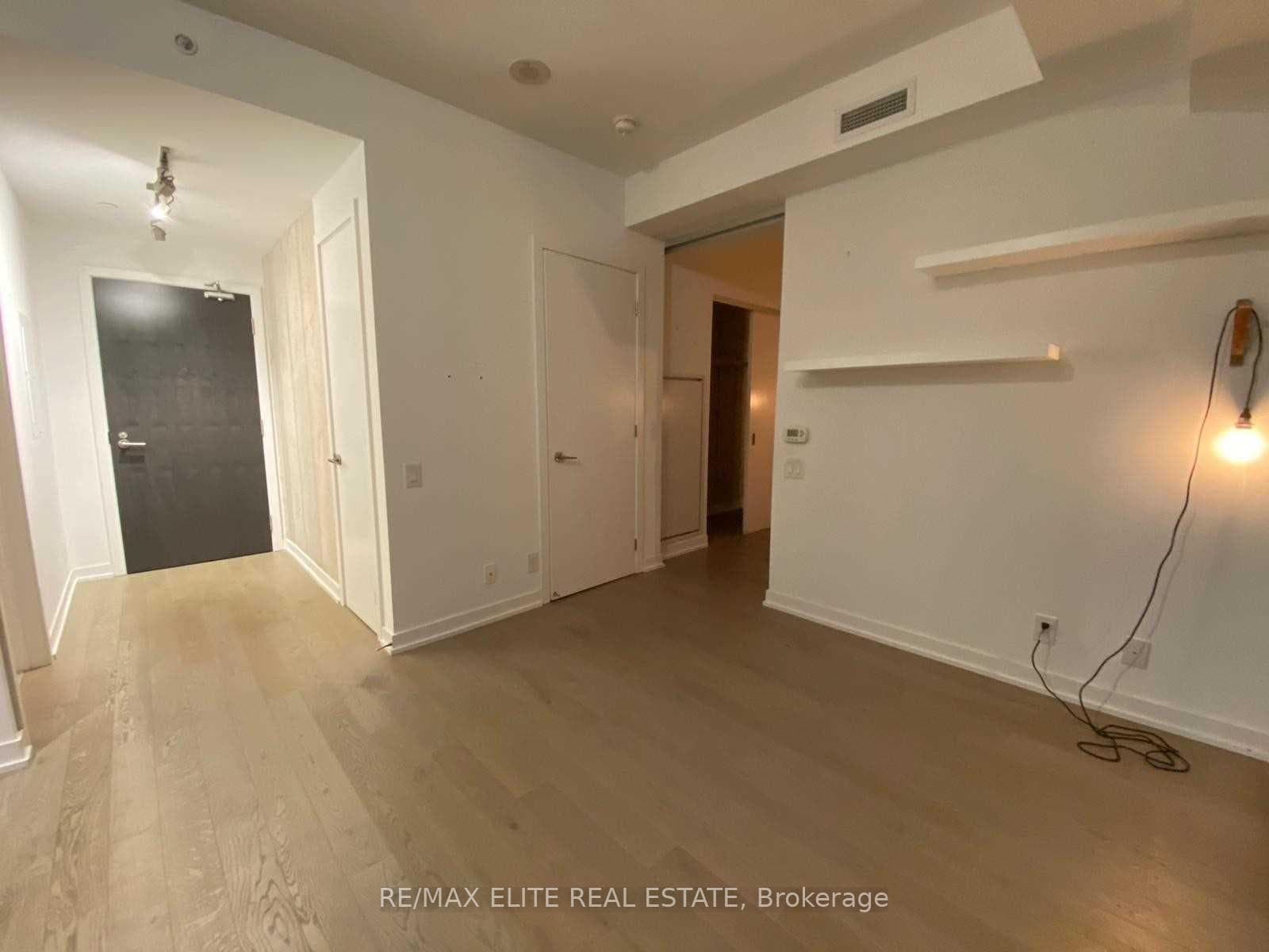 11 Charlotte Street Unit 1804 photo 7