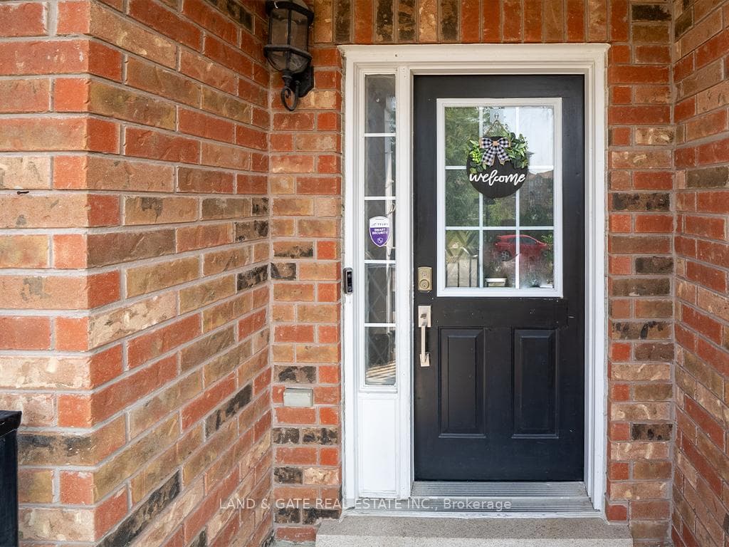 56 Reindeer Drive photo 3