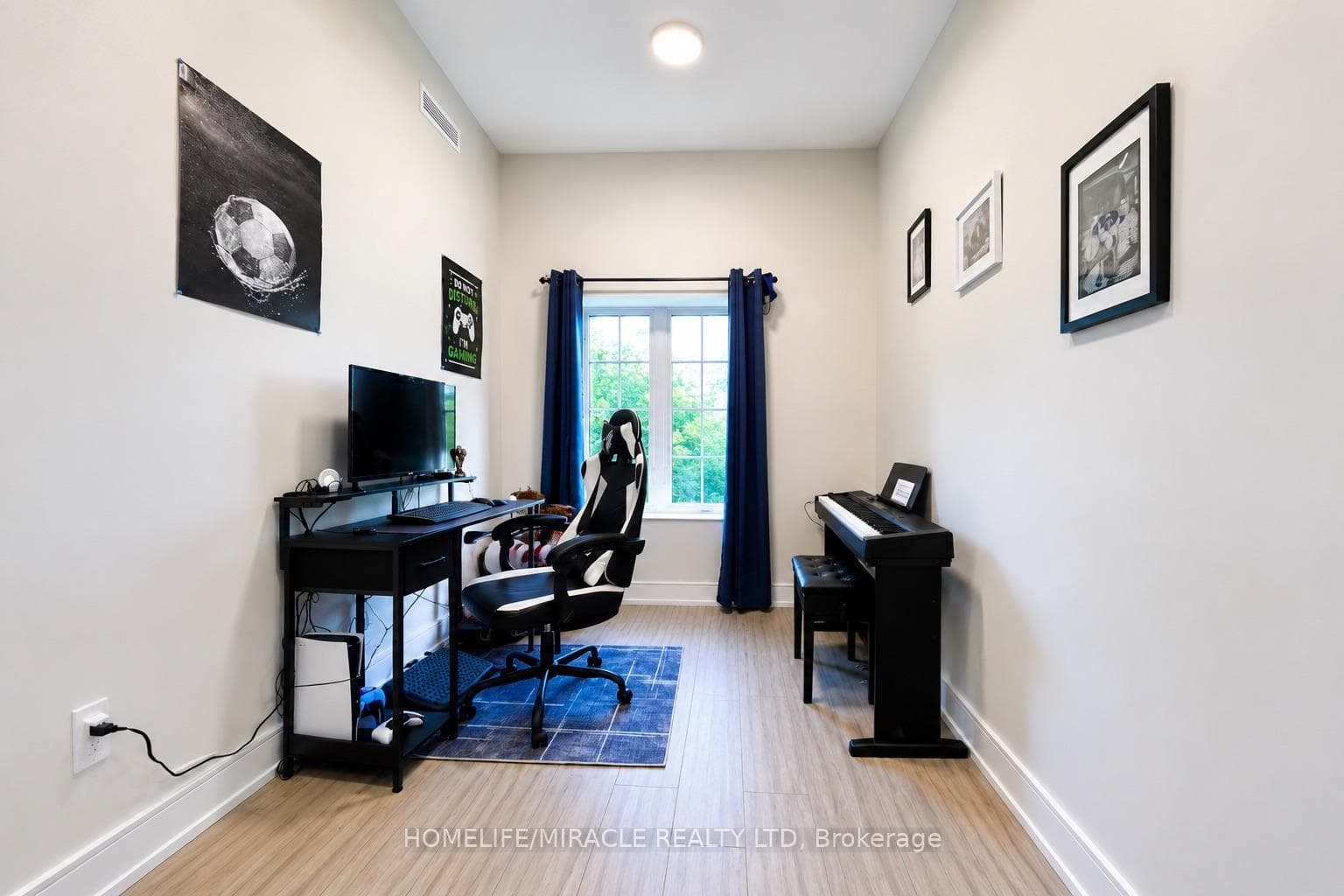 121 Mary Street Unit 322 photo 17