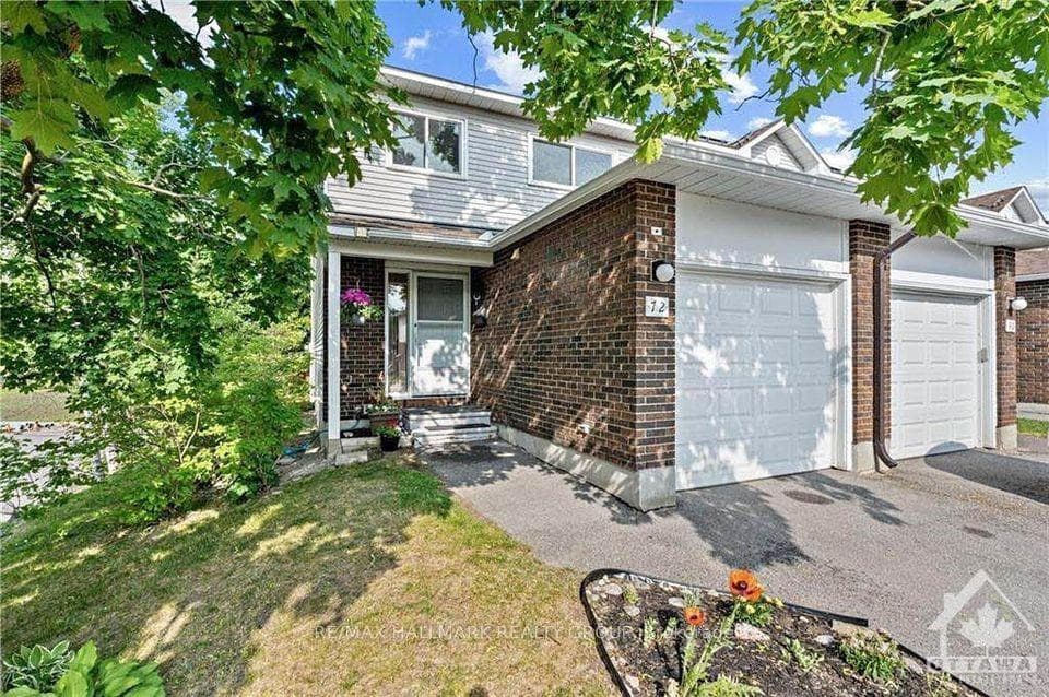 72 ESTERLAWN photo 1