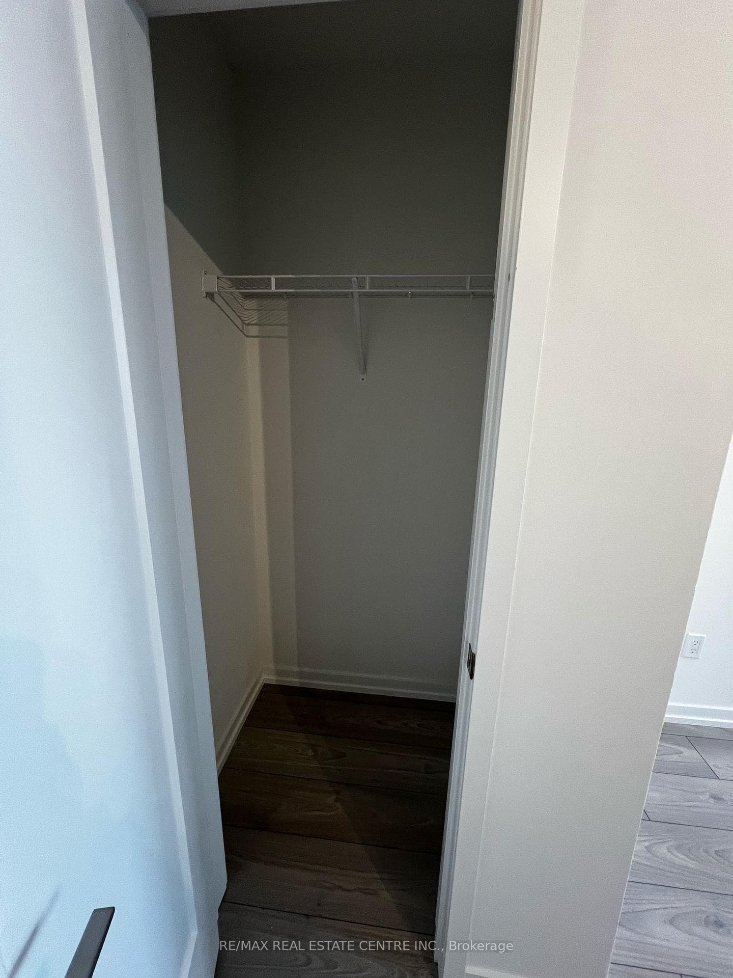 18 Lytham Green Circle Unit 8 photo 14