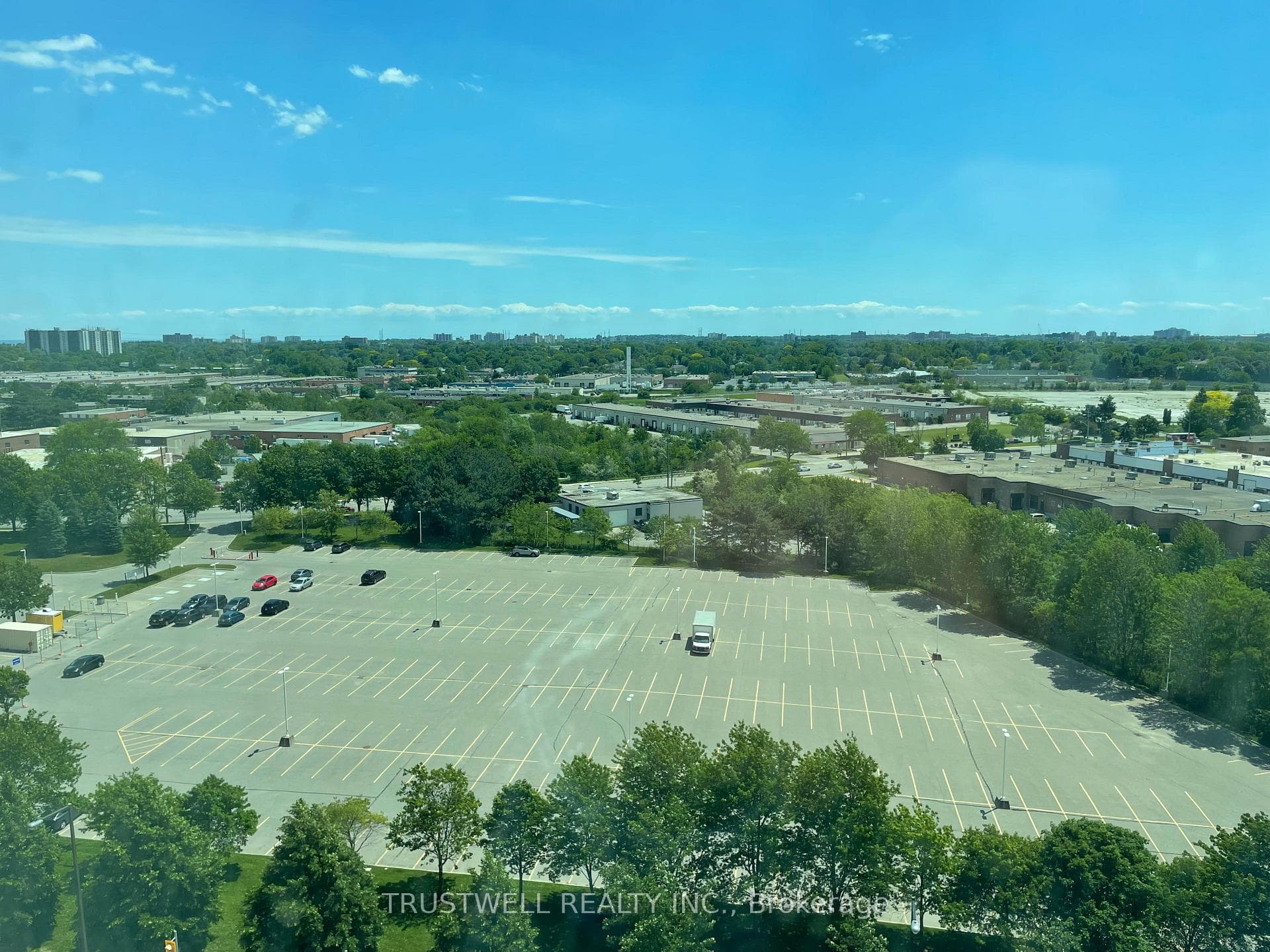 Unobstructive South View
