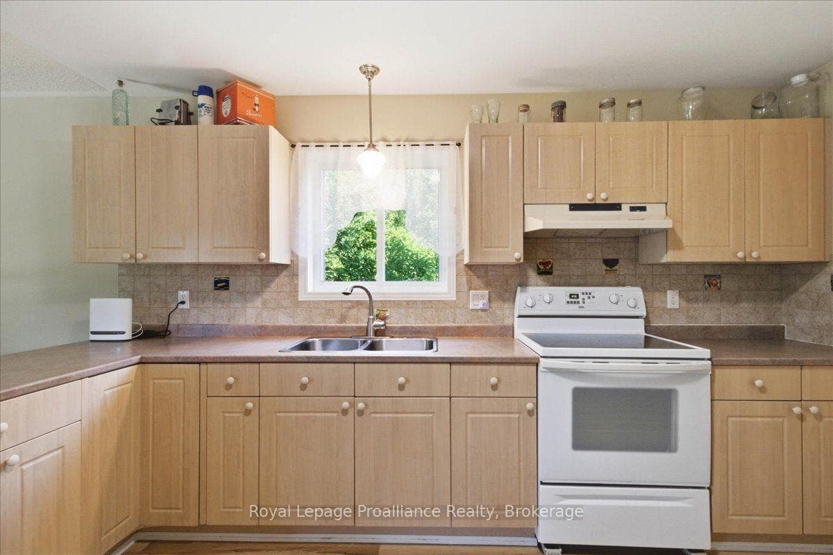 12 Reynolds Place photo 7
