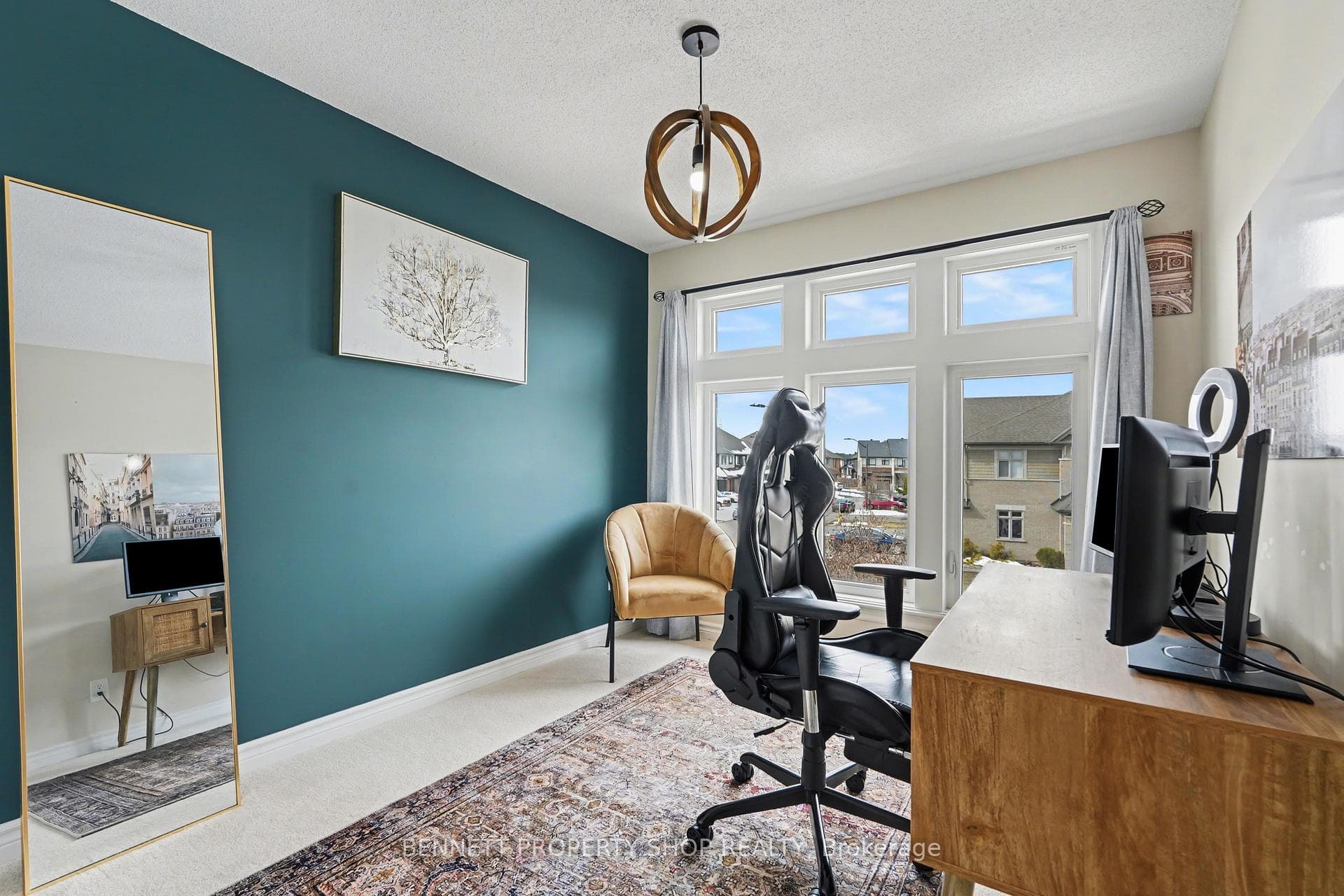 554 Stargazer Crescent photo 14