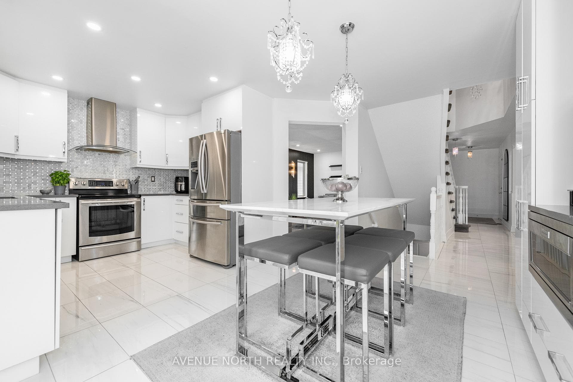 2163 Johnston Road photo 21