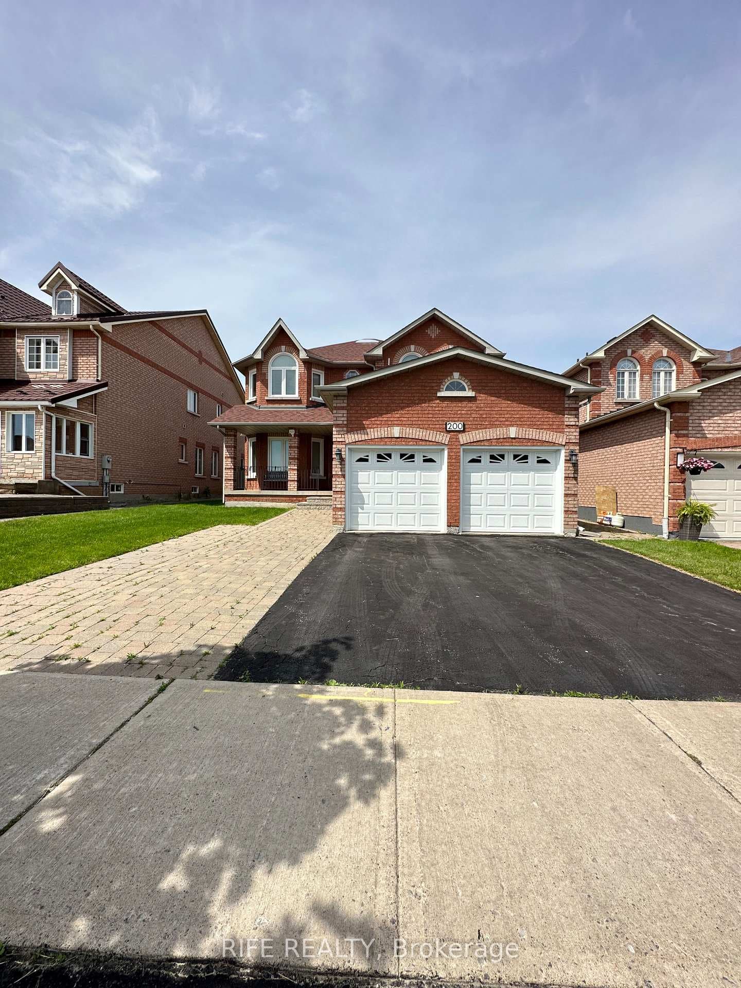 200 Coppard Avenue photo 1