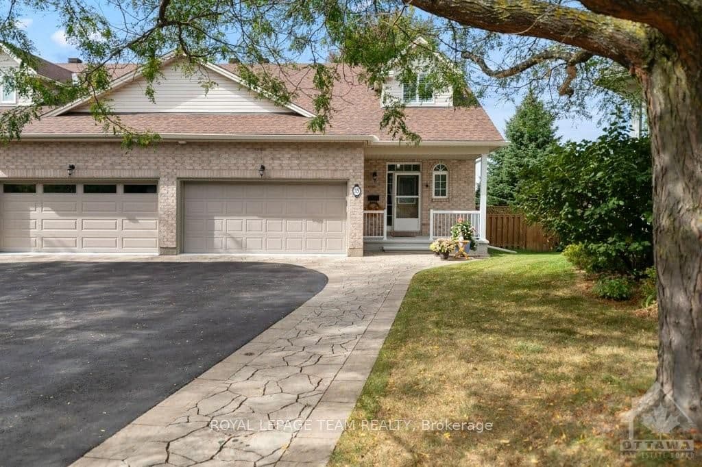 35 FOULIS Crescent photo 1
