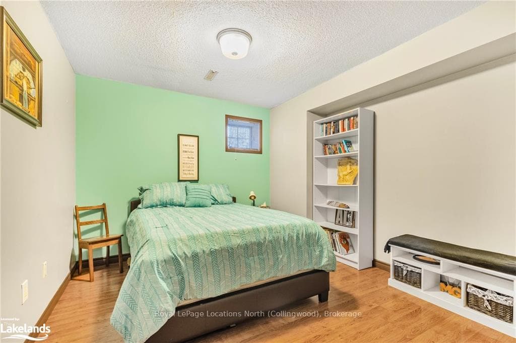 87 SILVER BIRCH Avenue photo 28