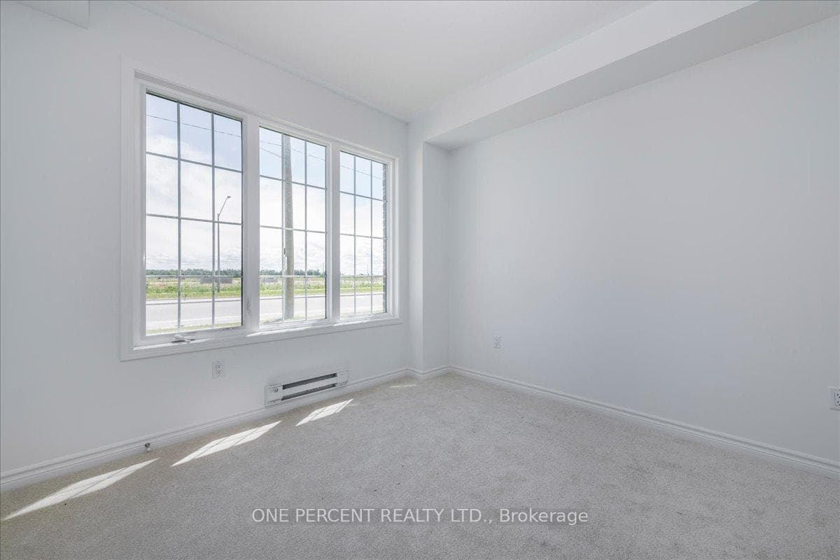 16 Pearen Lane photo 9