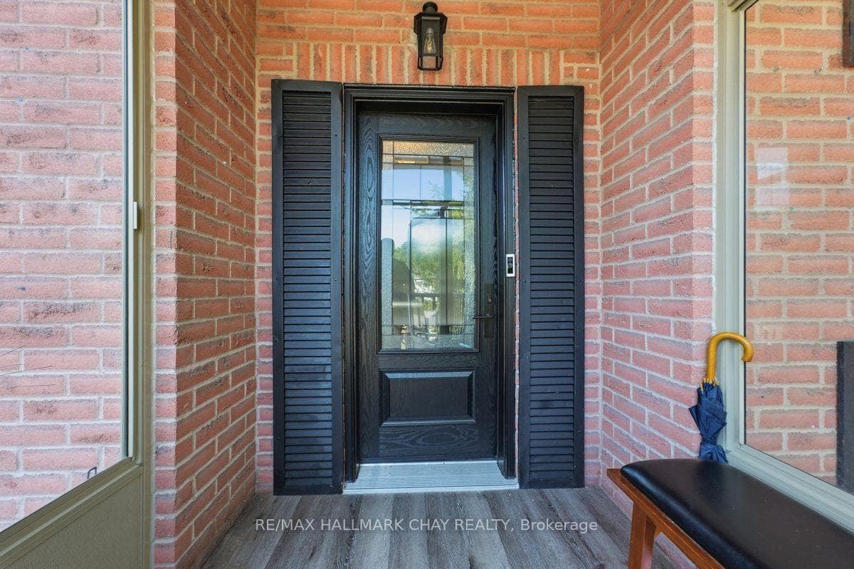 6 John James Drive photo 4