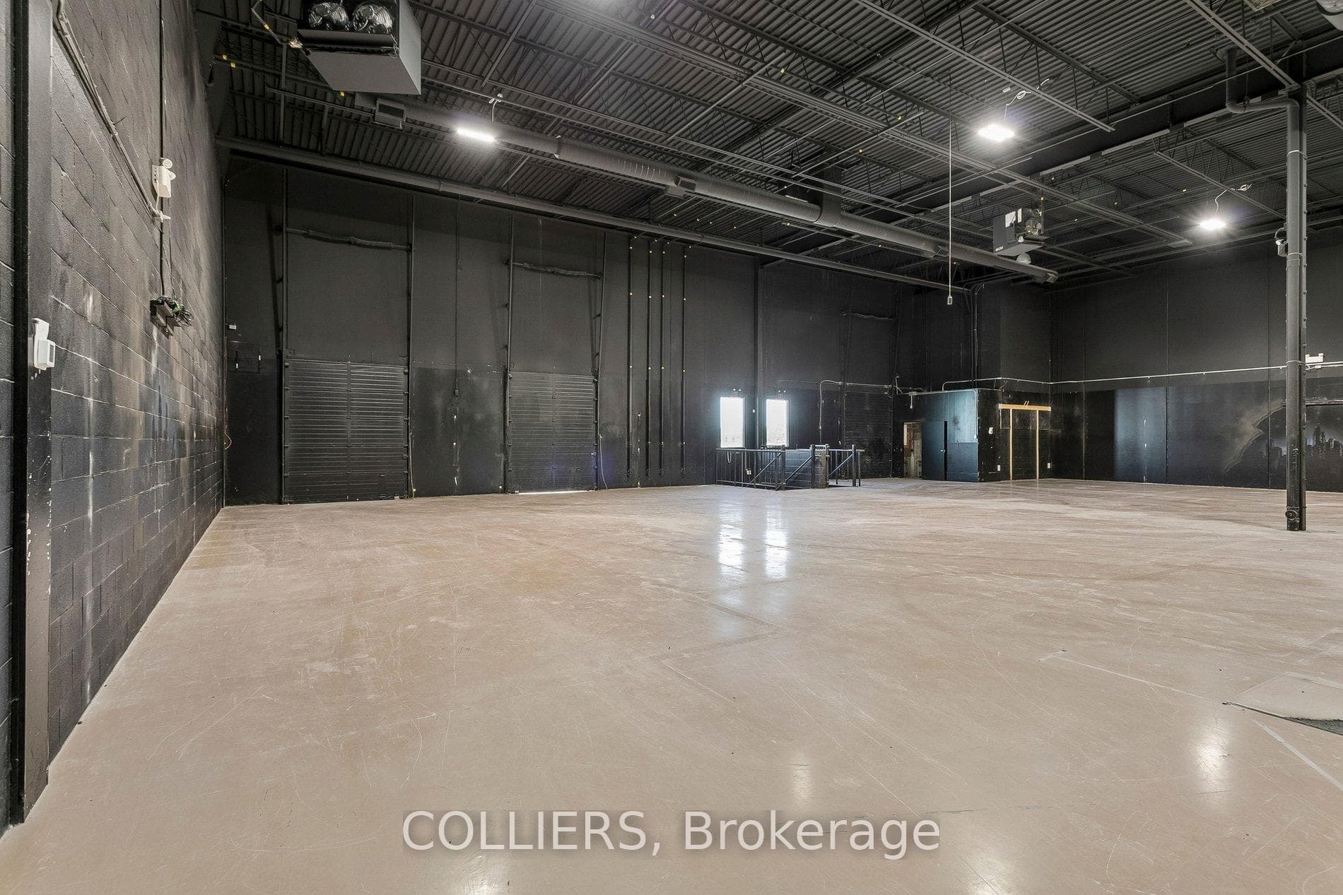 4020B Sladeview Crescent Unit 6 photo 7