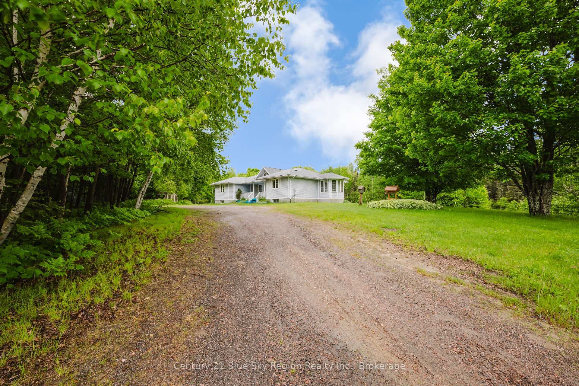 69 Waukegan Road photo 32