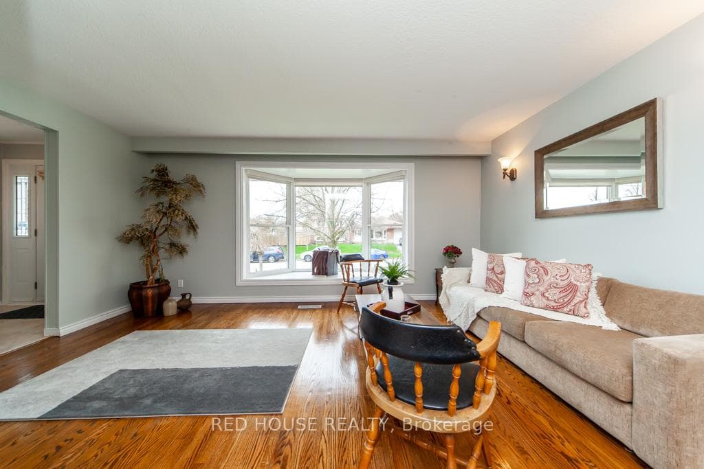 131 Cultra Square photo 3