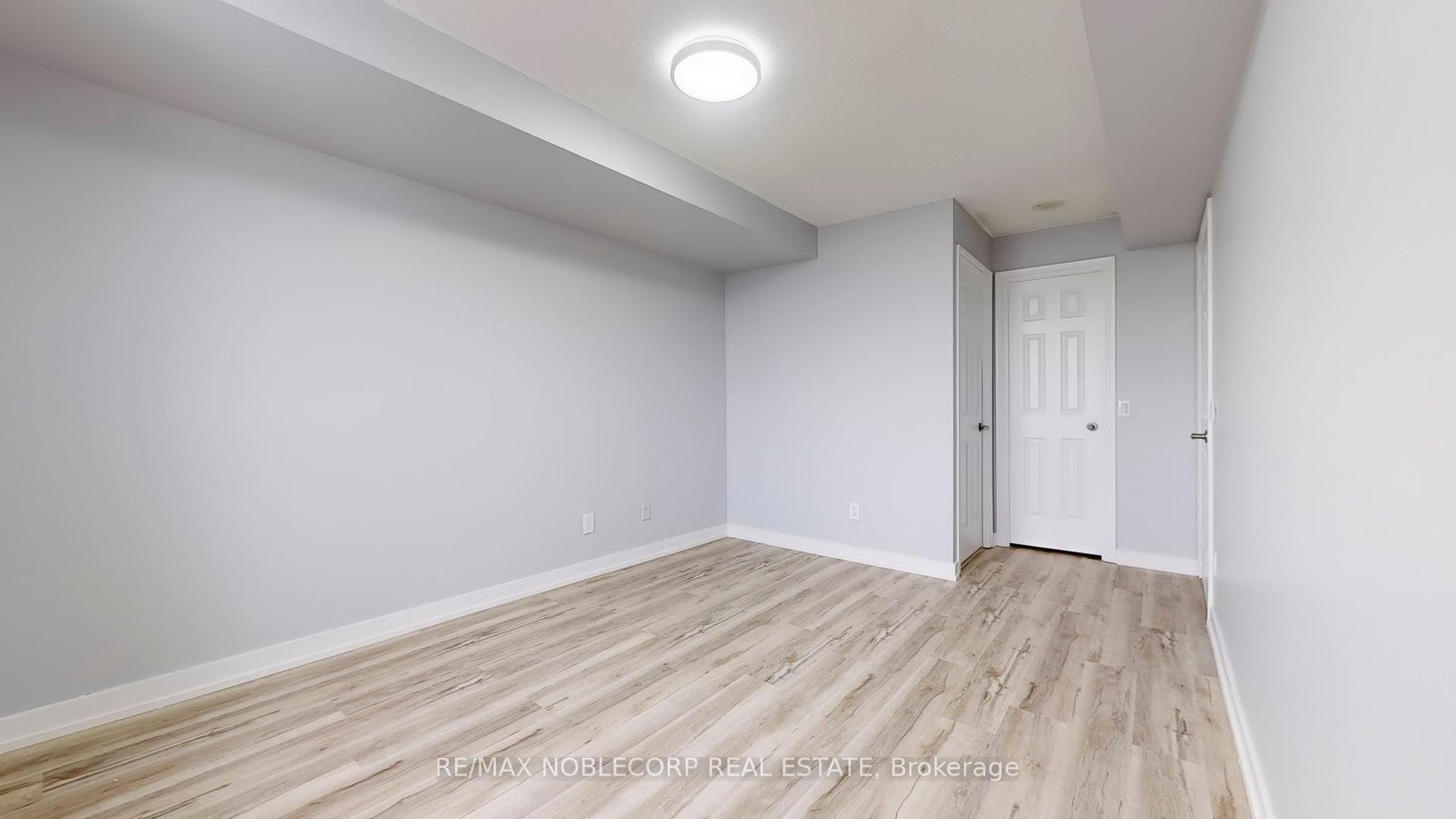710 Humberwood Boulevard Unit 1114 photo 24