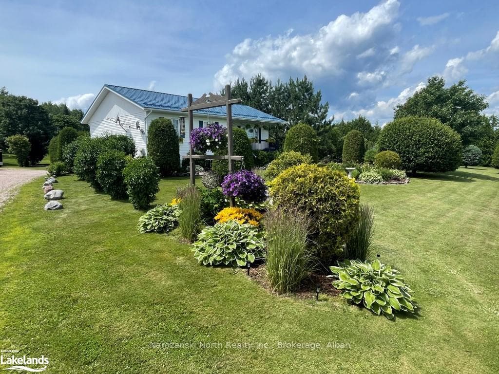 147 ST DAVID Street photo 42