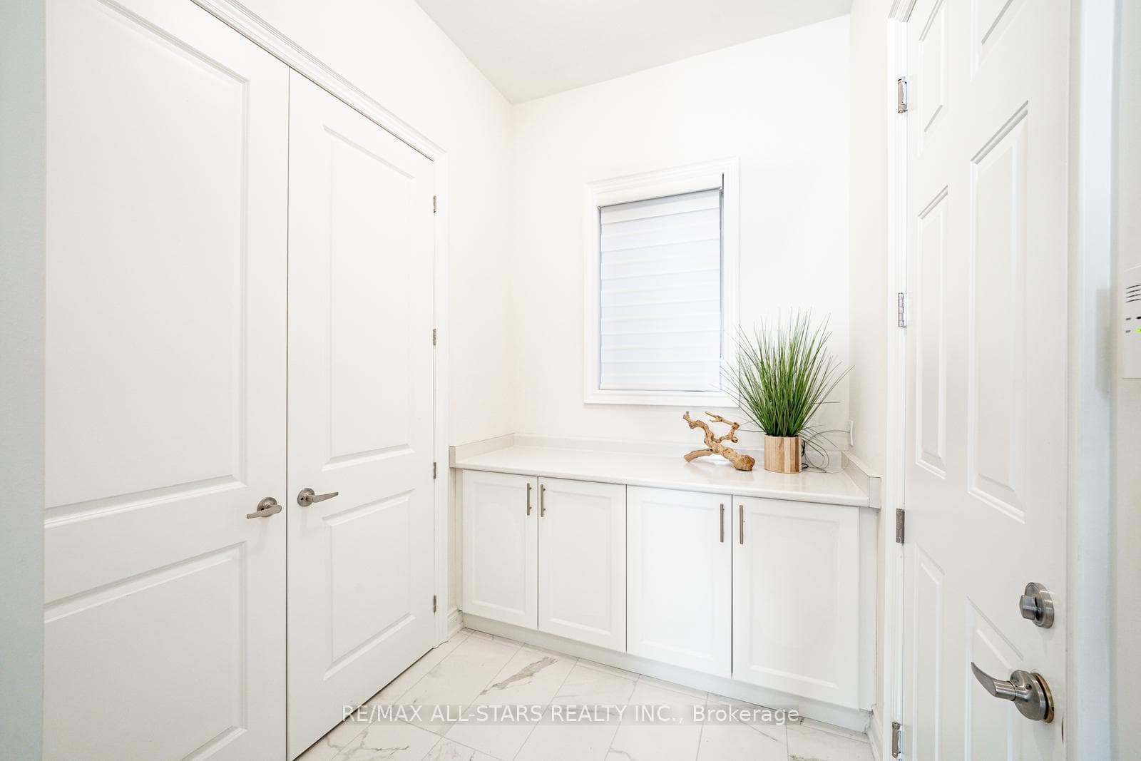 48 Joiner Circle photo 22