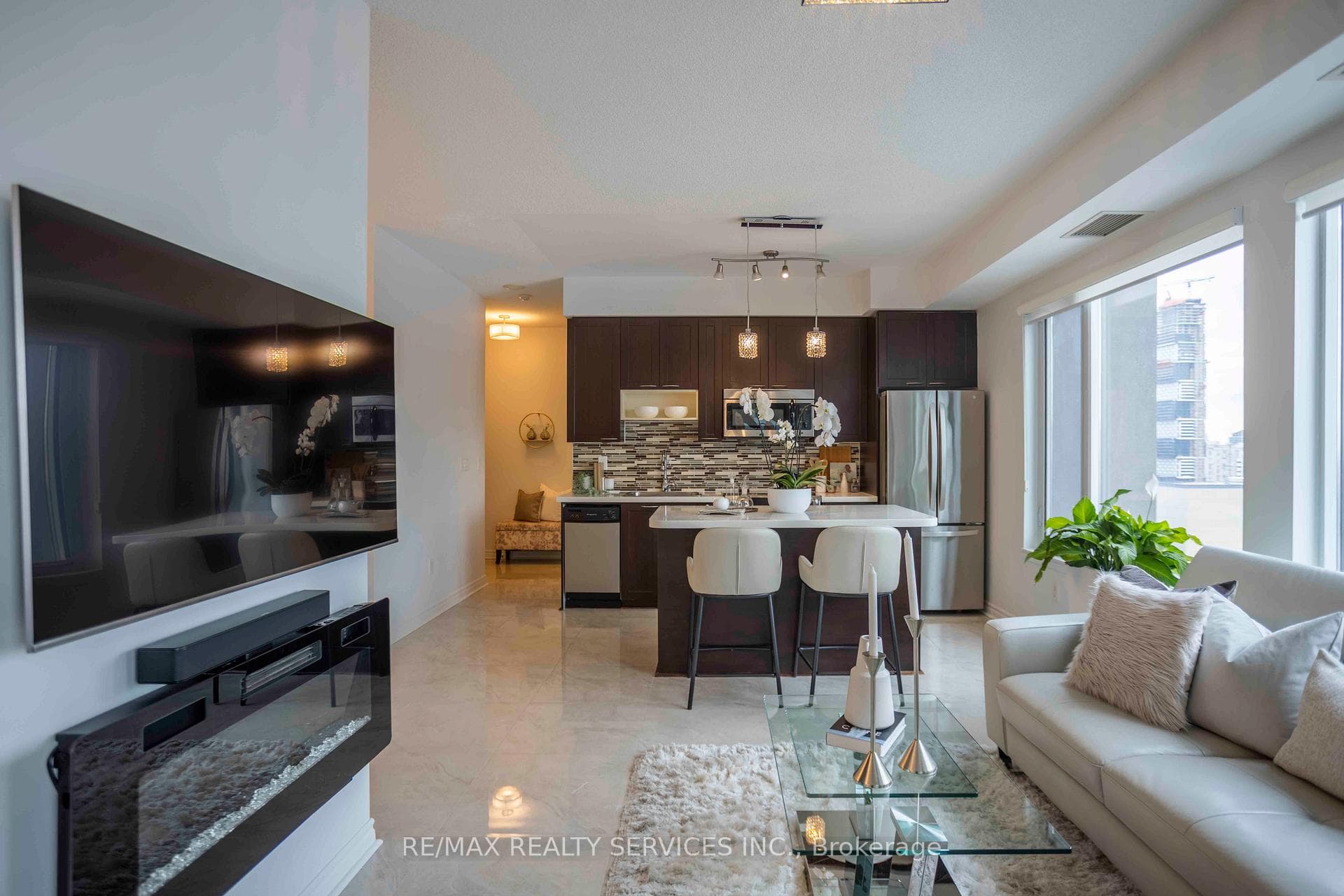 385 Prince Of Wales Drive Unit 1408 photo 11