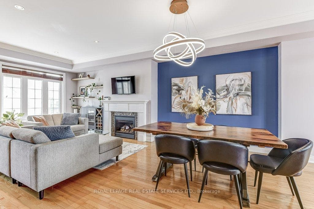 8 Ramage Lane photo 12