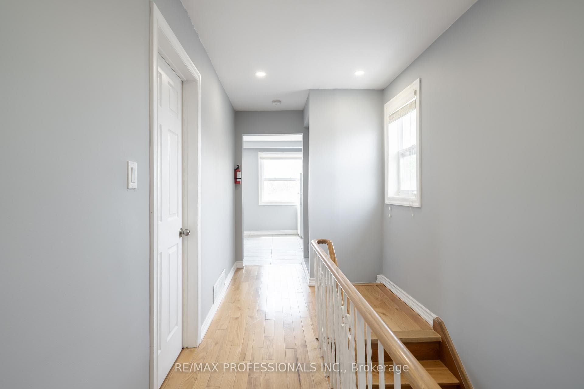 35A Bowie Avenue Unit Upper photo 17