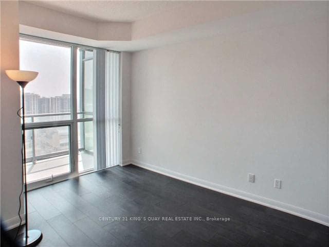 5162 Yonge Street Unit 2911 photo 9