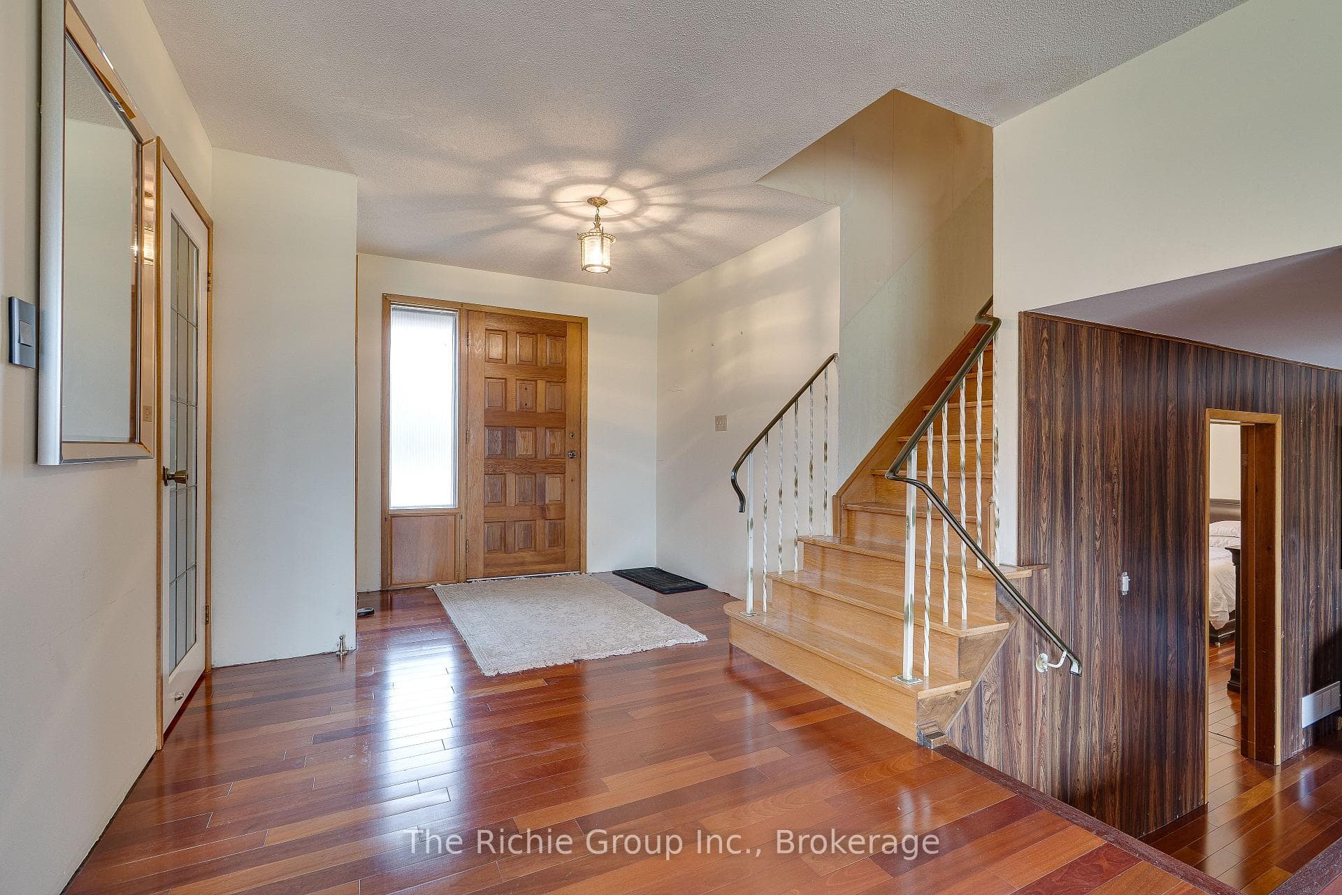 9 Mill View Court photo 6
