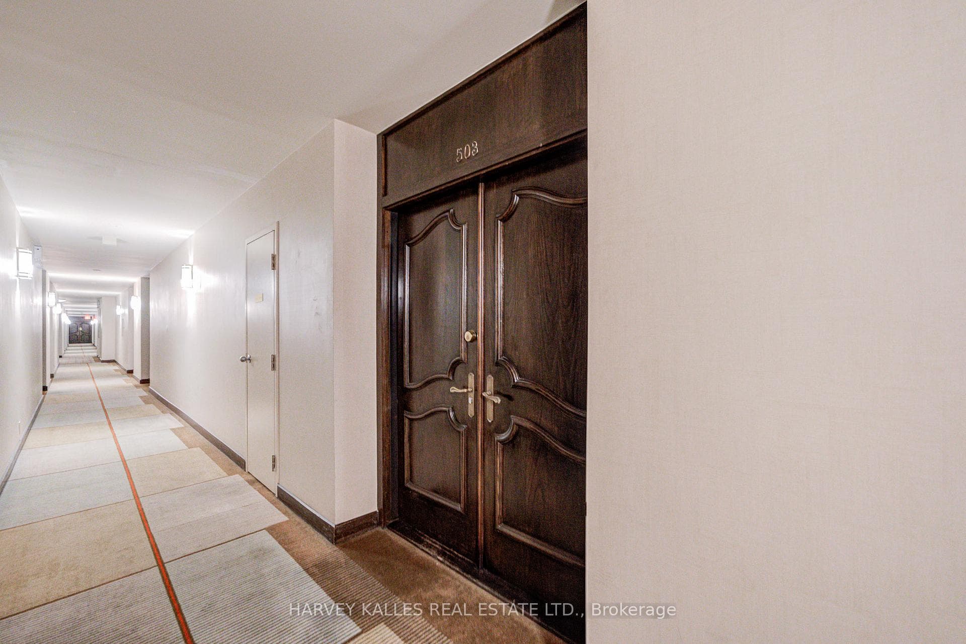 350 Lonsdale Road Unit 503 photo 5