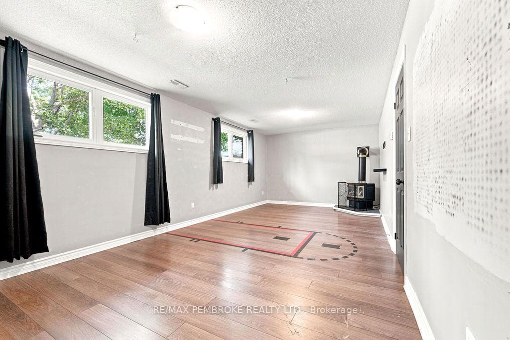 180 Garden Street photo 34