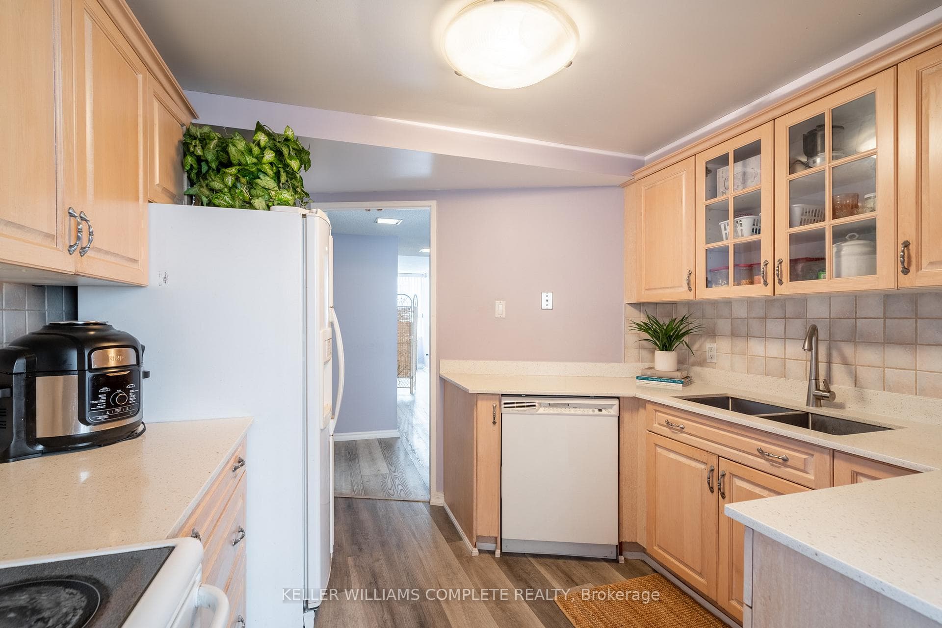 3650 Kaneff Crescent Unit 2601 photo 12