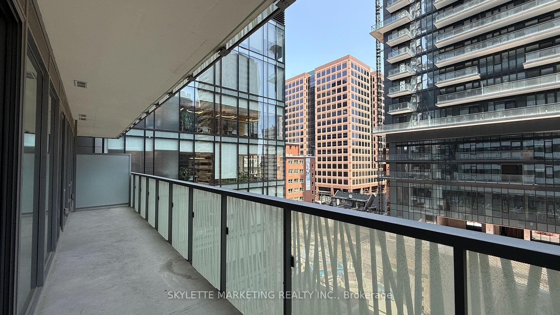 50 Charles Street Unit 612 photo 27