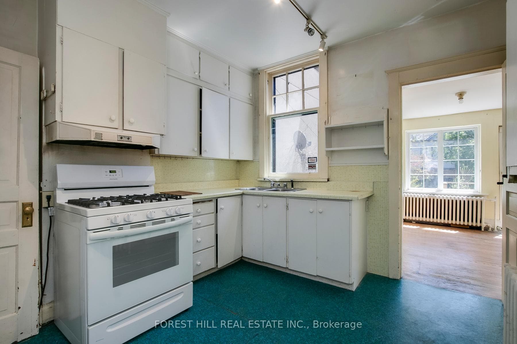 41 Gormley Avenue photo 17