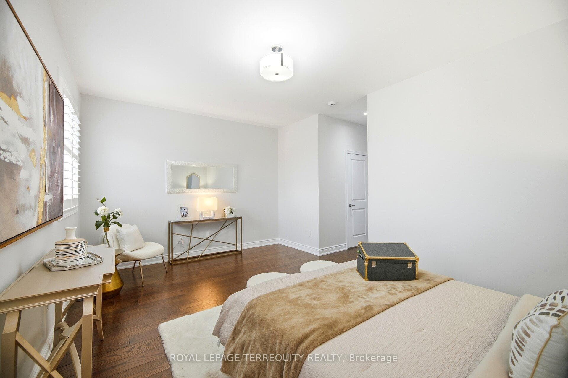 86 Hatton Garden Road photo 20
