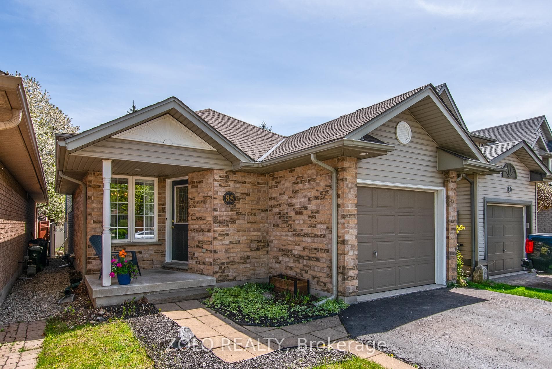 85 Doyle Drive photo 2