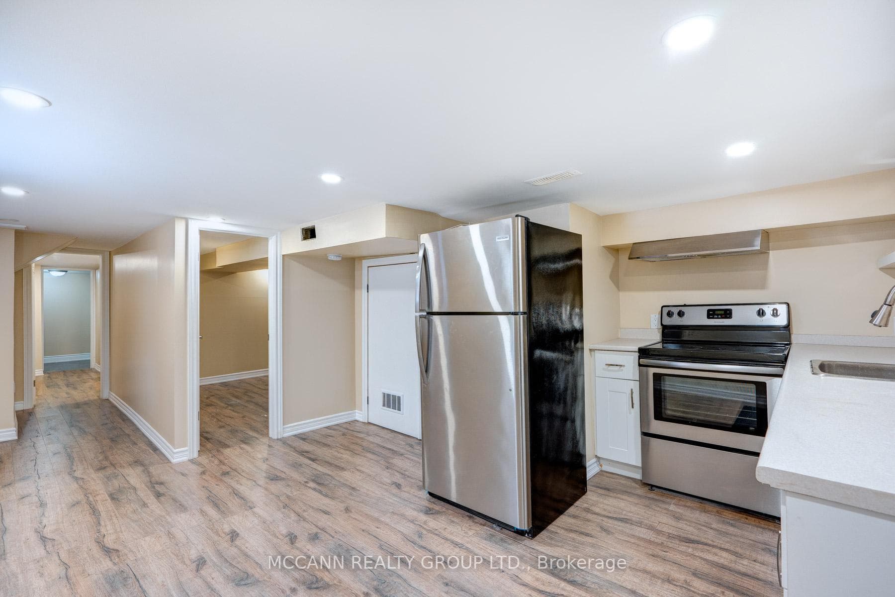 301 Robina Avenue Unit BSMNT photo 3