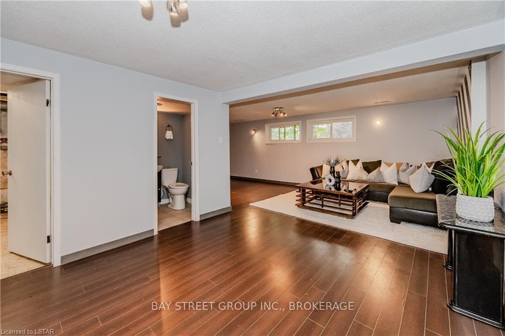 259 LORRAINE Avenue photo 35
